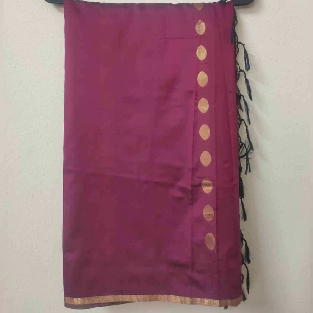 Blended Silk Saree in Maroon